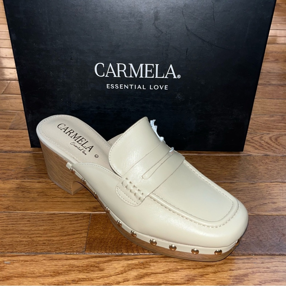 Carmela Made in Spain Leather & Faux Wood Clogs Beige Women’s EU Size 40 Studded